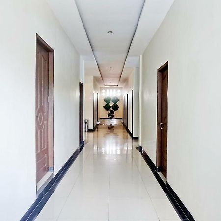 Oyo 627 Tirta Kencana Syariah Ξενοδοχείο Pekanbaru Εξωτερικό φωτογραφία