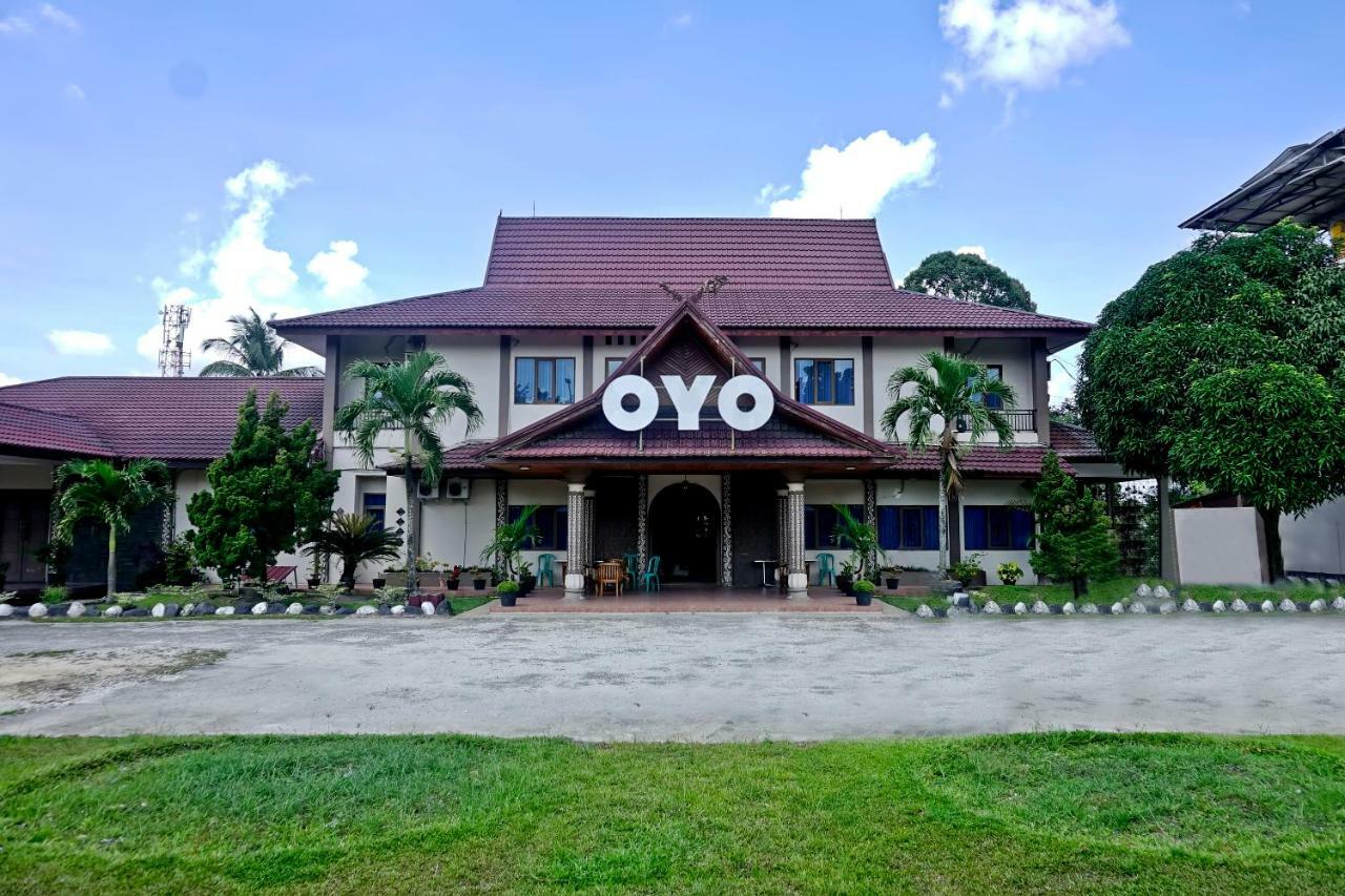 Oyo 627 Tirta Kencana Syariah Ξενοδοχείο Pekanbaru Εξωτερικό φωτογραφία